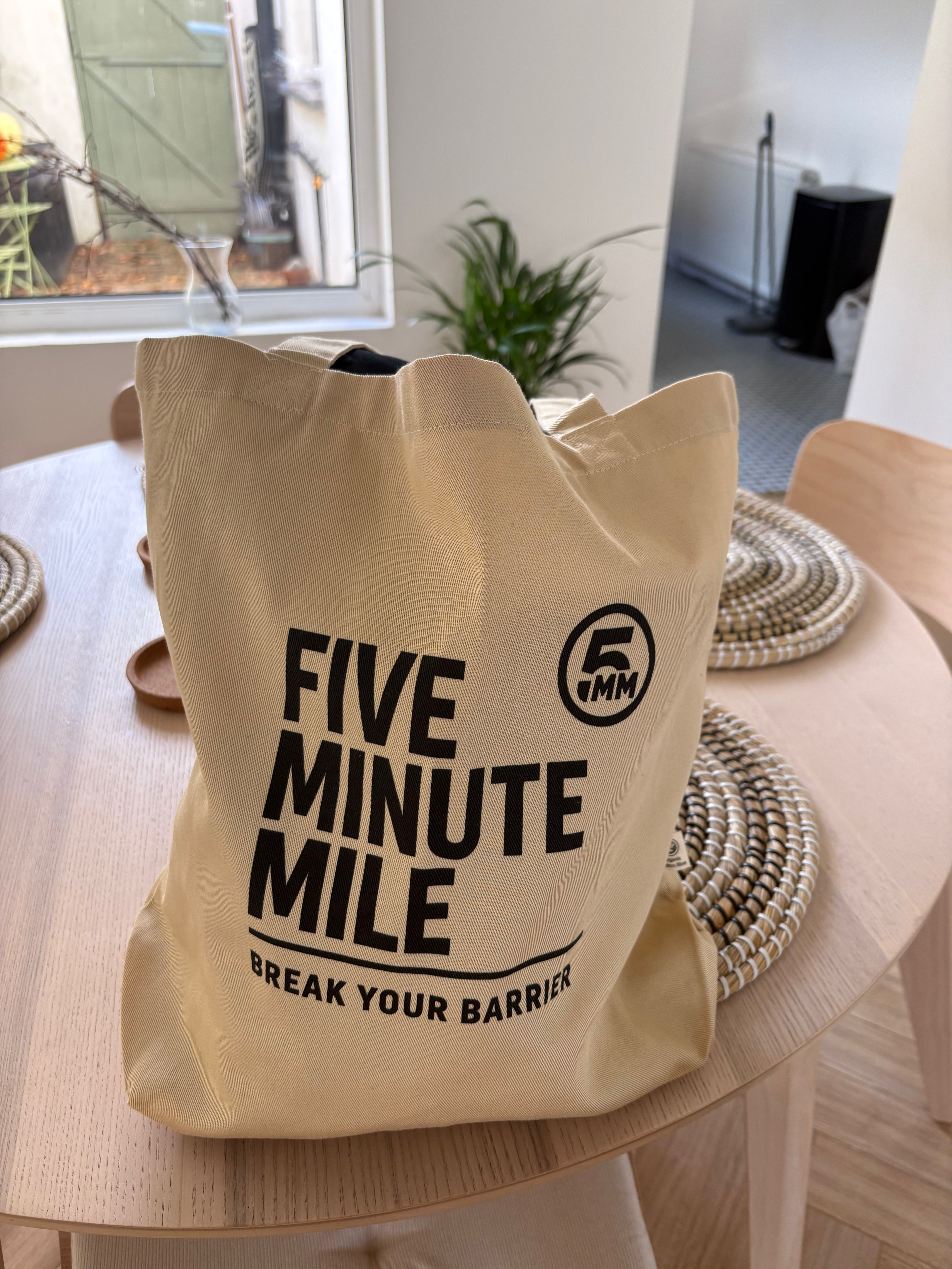 Five Minute Mile Eco Bag